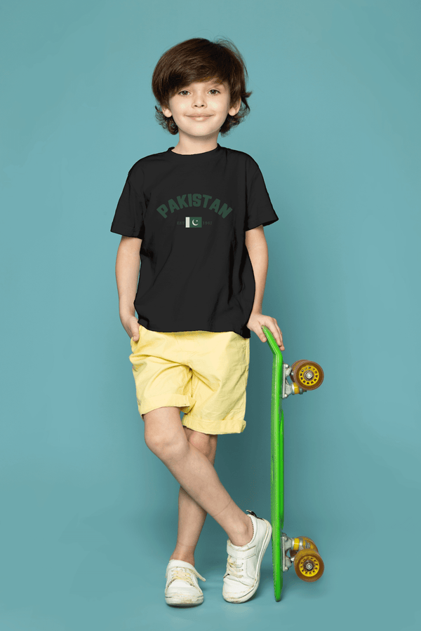 Unisex Pakistan Flag T-Shirt – Black | 14 August Edition - Cute Kids